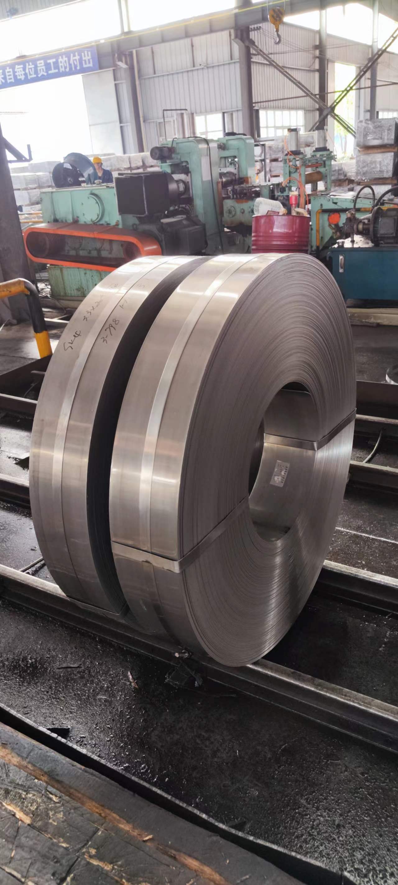 锯片用45Mn 65Mn SK5 CK45高碳热处理钢带弹簧钢带